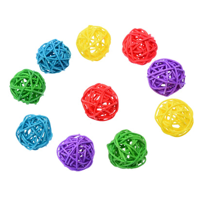 Multicolor Speak Takraw Parrot Chewing Toy Set